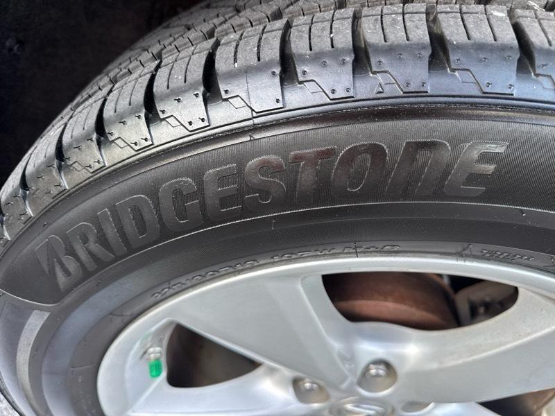 Lexus RX 350 4D SUV AWD 2012