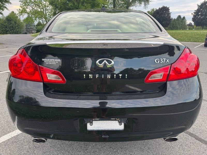 Infiniti G Sedan G37x AWD 2009
