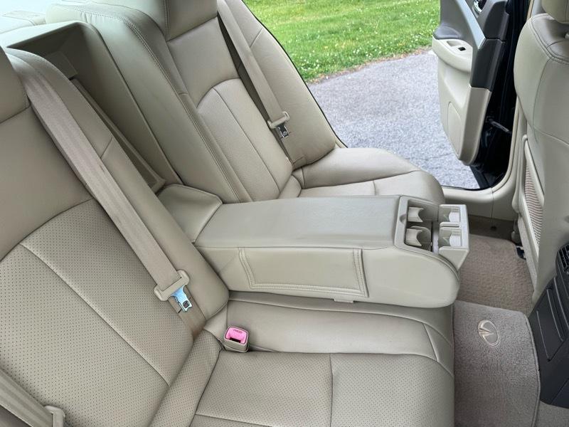 Infiniti G Sedan G37x AWD 2009