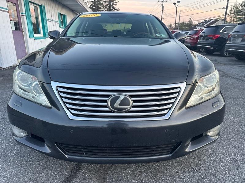 Lexus LS 460 L Luxury Sedan AWD 2011