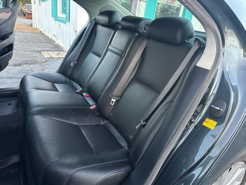 Lexus LS 460 L Luxury Sedan AWD 2011