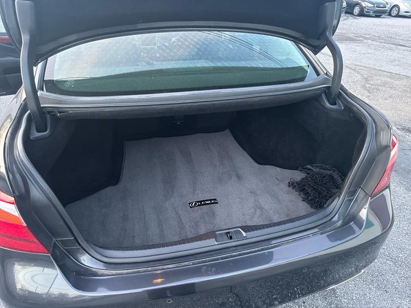 Lexus LS 460 L Luxury Sedan AWD 2011