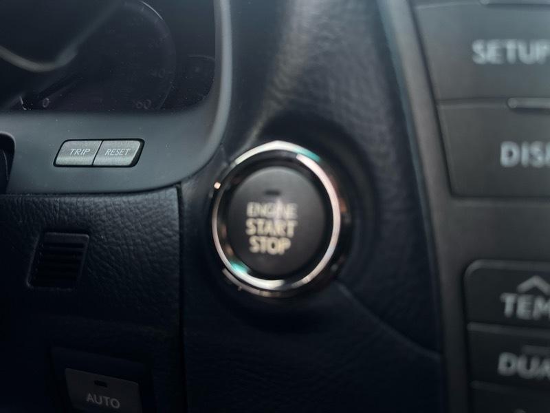 Lexus LS 460 L Luxury Sedan AWD 2011