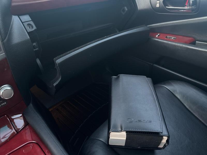 Lexus LS 460 L Luxury Sedan AWD 2011