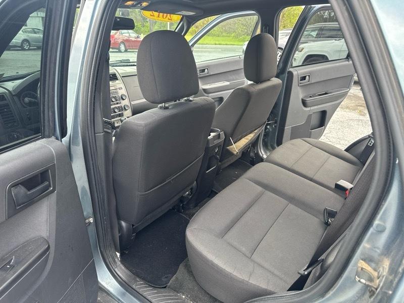 Ford Escape XLT 4WD 2012