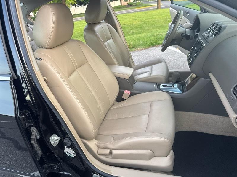 Nissan Altima 2.5 SL 2010