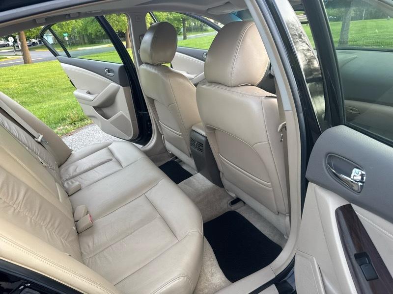 Nissan Altima 2.5 SL 2010
