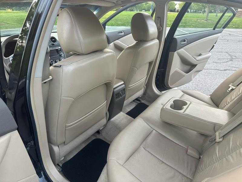 Nissan Altima 2.5 SL 2010