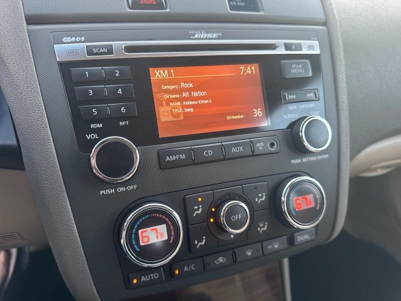Nissan Altima 2.5 SL 2010