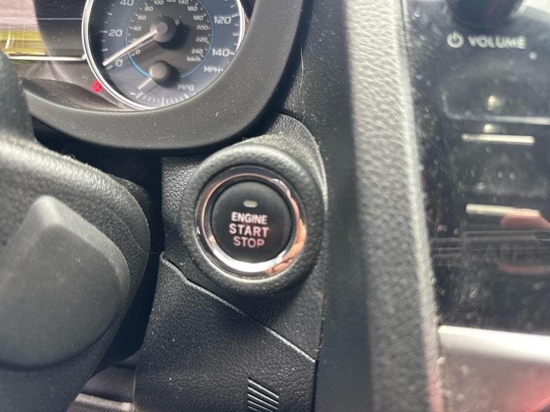 Subaru Crosstrek 2.0i Limited PZEV CVT 2016