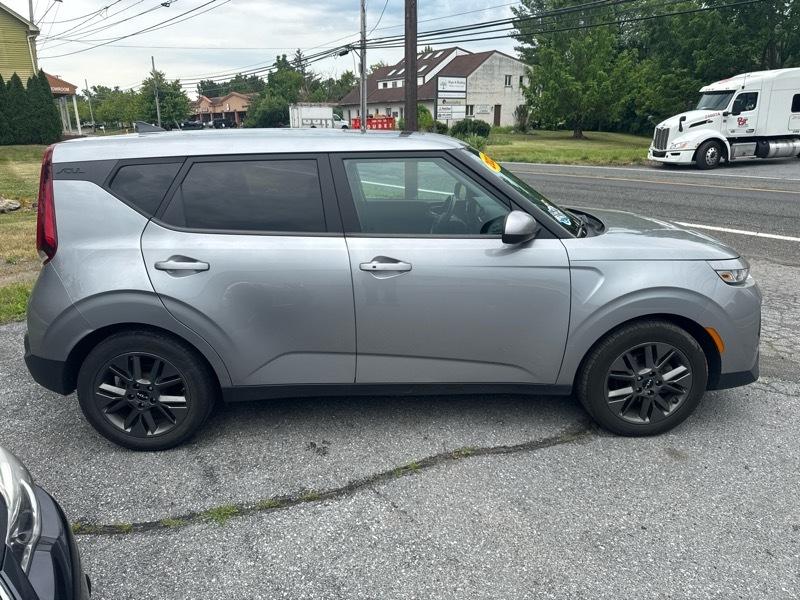 Kia Soul EX 2022