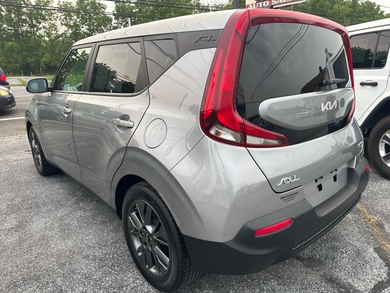 Kia Soul EX 2022