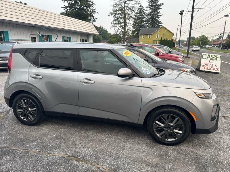 Kia Soul EX 2022