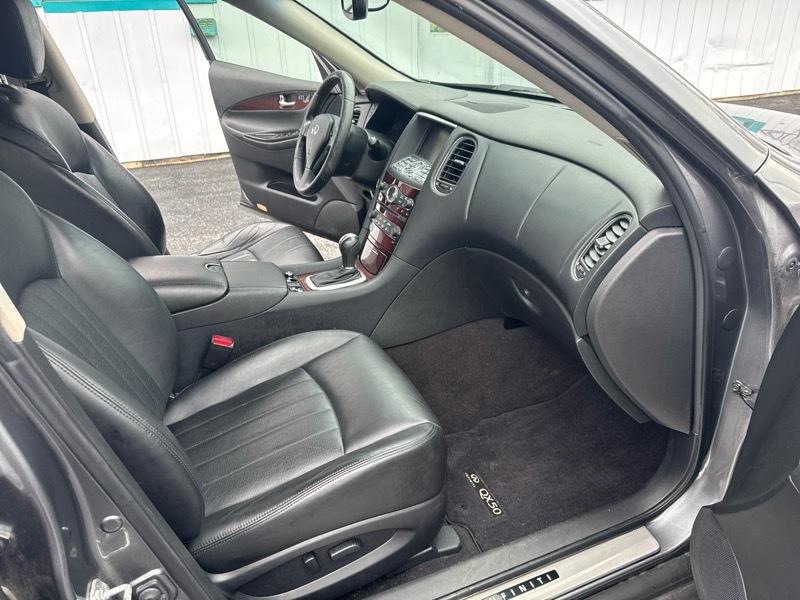 Infiniti QX50 4D SUV AWD 2016
