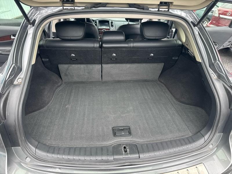 Infiniti QX50 4D SUV AWD 2016