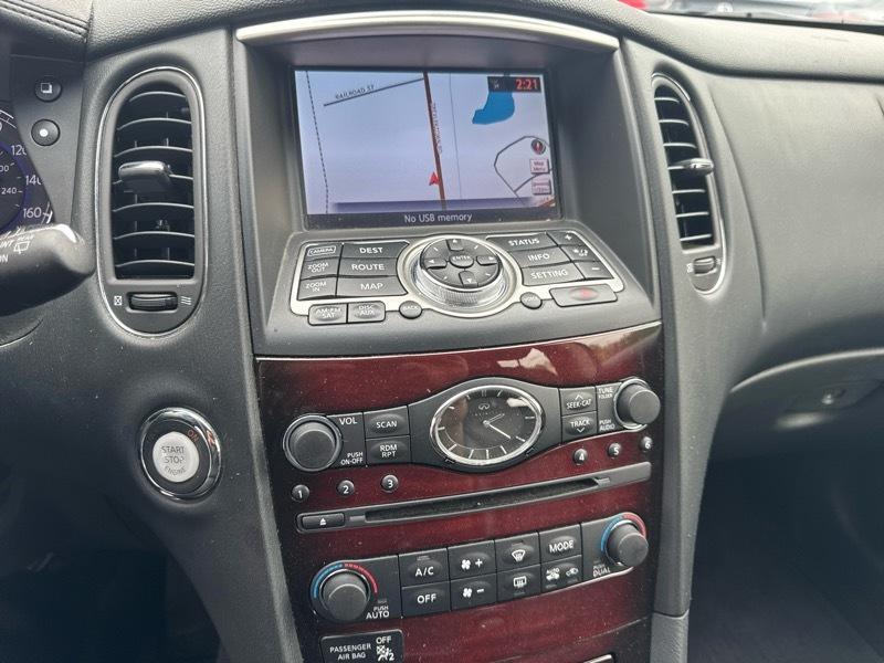 Infiniti QX50 4D SUV AWD 2016