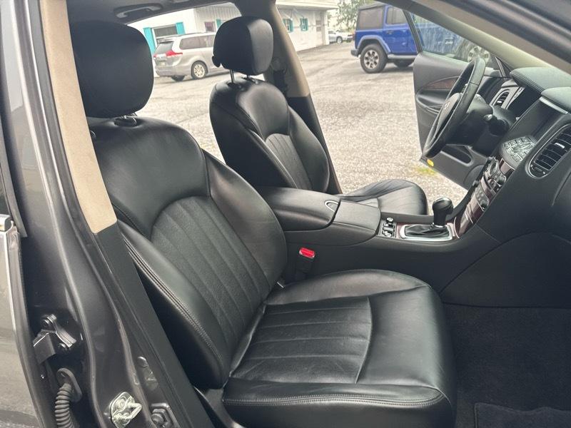 Infiniti QX50 4D SUV AWD 2016