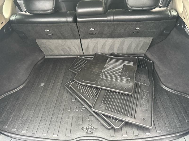 Infiniti QX50 4D SUV AWD 2016