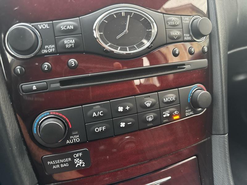 Infiniti QX50 4D SUV AWD 2016