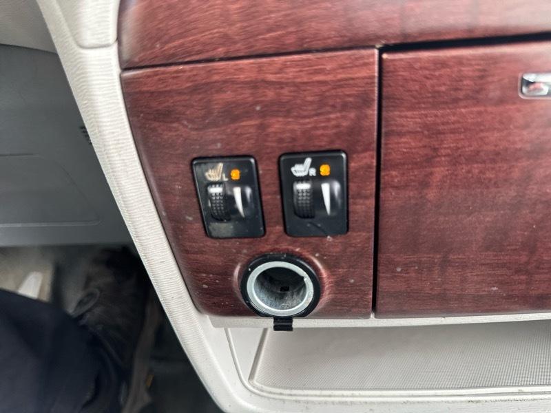 Toyota Sienna XLE FWD 8-Passenger V6 2014