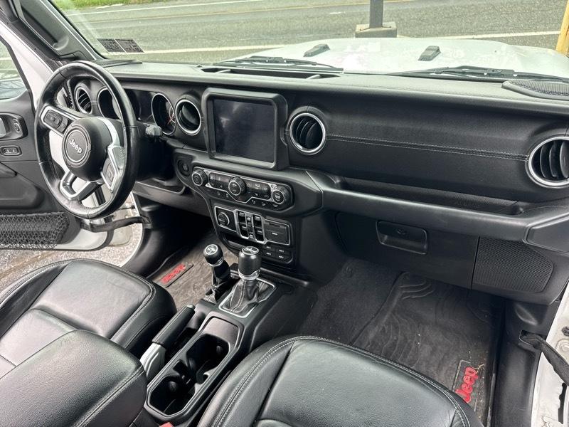 Jeep Wrangler Unlimited Sahara 2018