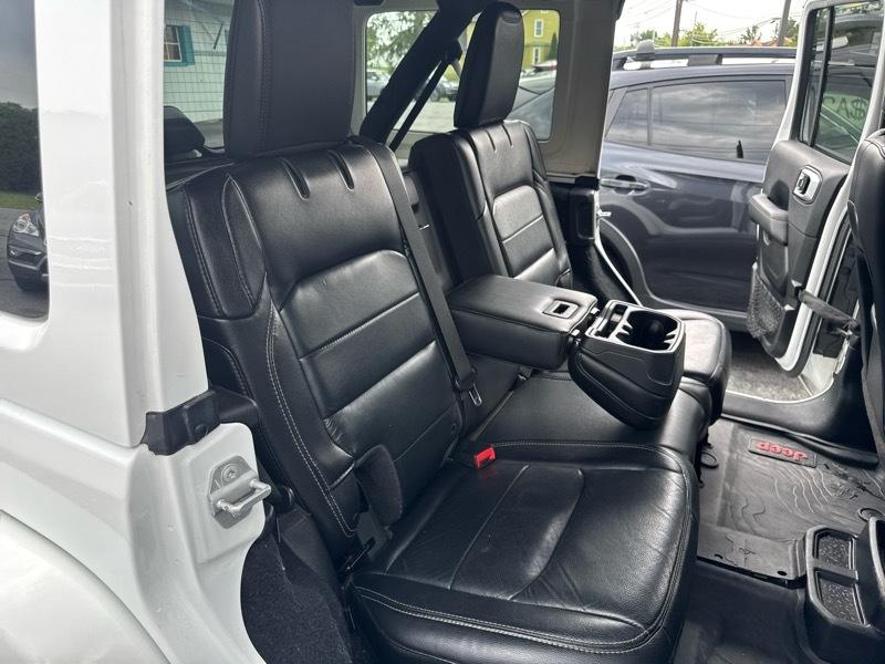 Jeep Wrangler Unlimited Sahara 2018