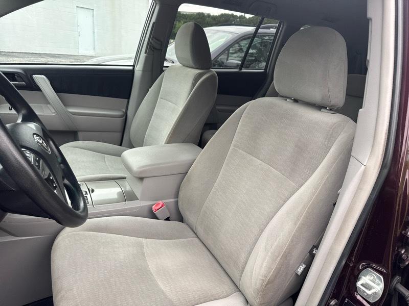 Toyota Highlander 4WD 2013