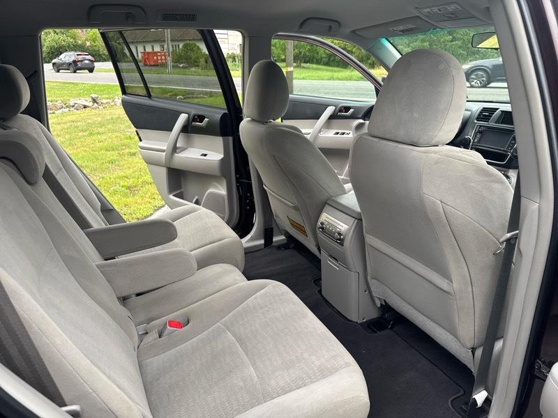 Toyota Highlander 4WD 2013