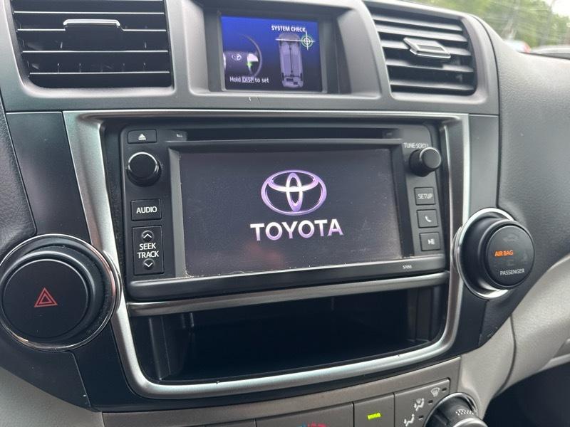 Toyota Highlander 4WD 2013