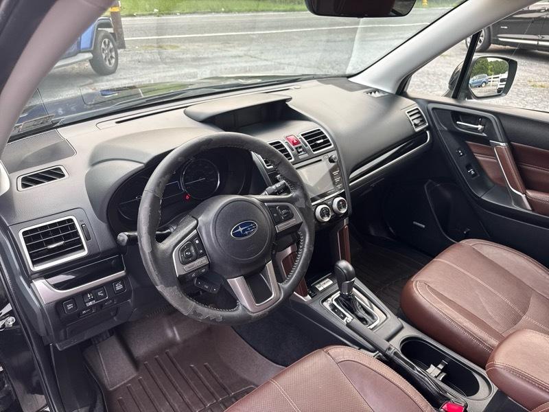 Subaru Forester 2.5i Touring 2017
