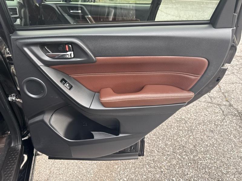 Subaru Forester 2.5i Touring 2017