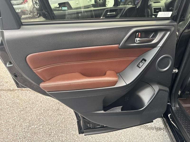 Subaru Forester 2.5i Touring 2017