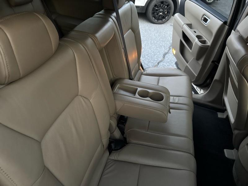Honda Pilot 4WD EX-L AT 2011