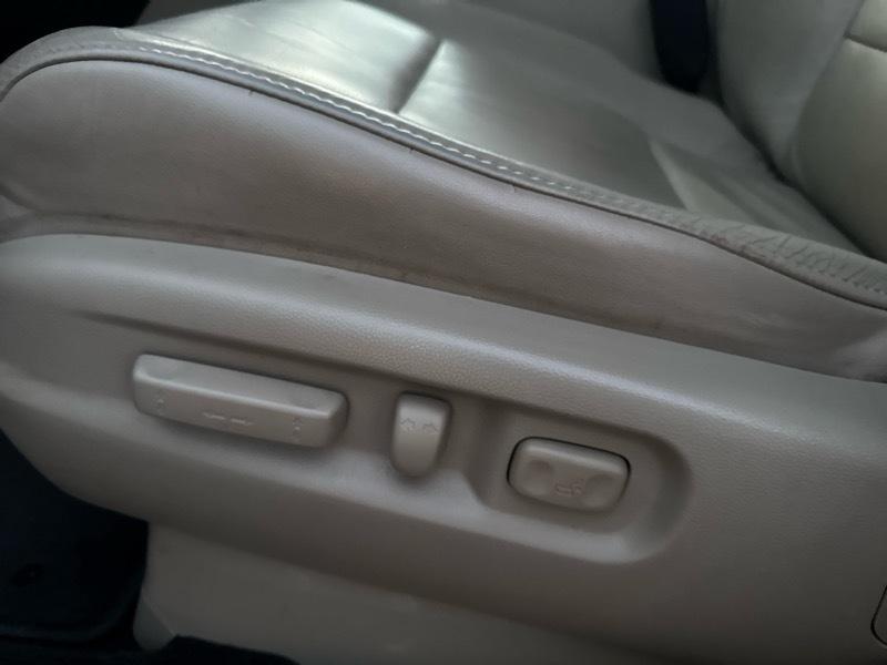 Honda Pilot 4WD EX-L AT 2011