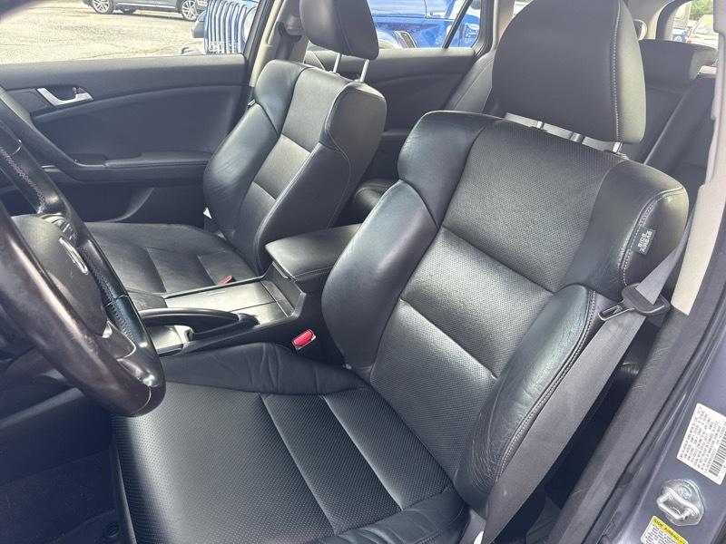 Acura TSX Sport Wagon 5-Spd AT w/ Technology Package 2012
