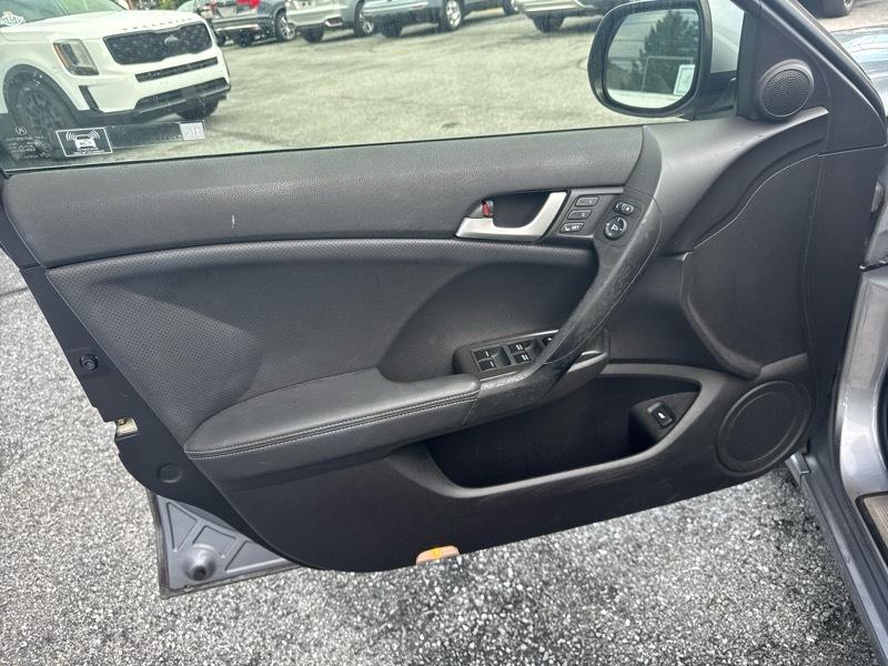 Acura TSX Sport Wagon 5-Spd AT w/ Technology Package 2012