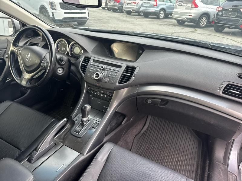Acura TSX Sport Wagon 5-Spd AT w/ Technology Package 2012