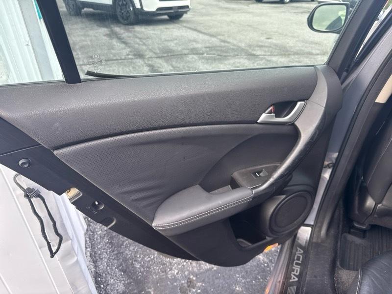 Acura TSX Sport Wagon 5-Spd AT w/ Technology Package 2012