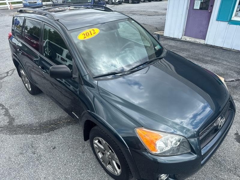 Toyota RAV4 Sport I4 4WD 2012