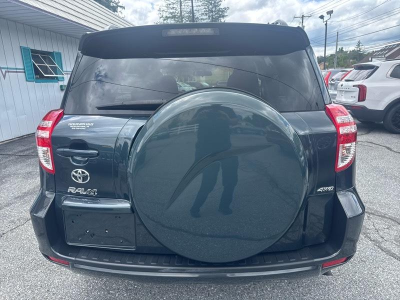 Toyota RAV4 Sport I4 4WD 2012