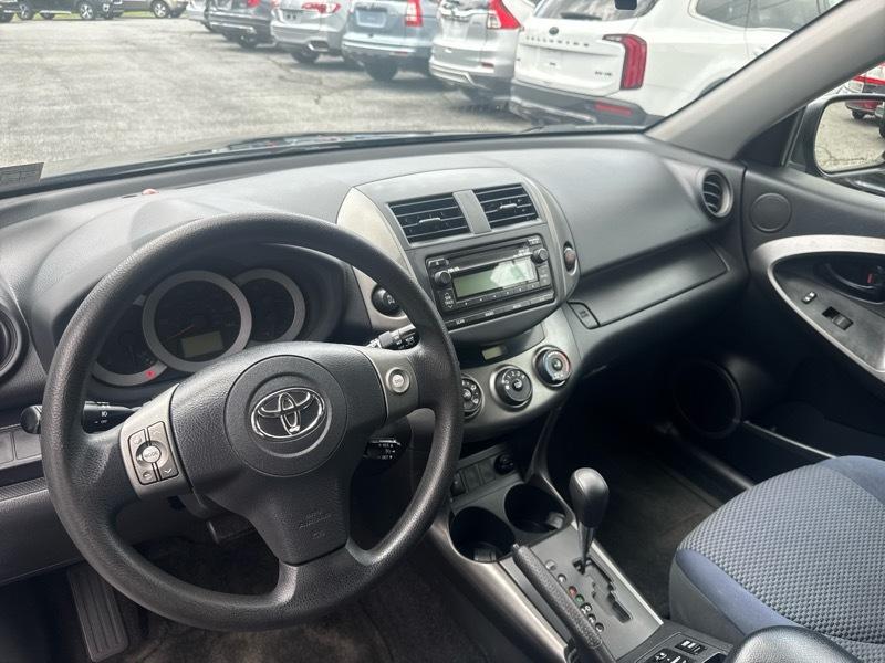 Toyota RAV4 Sport I4 4WD 2012