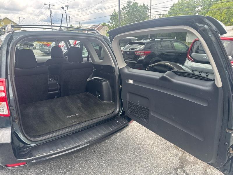 Toyota RAV4 Sport I4 4WD 2012