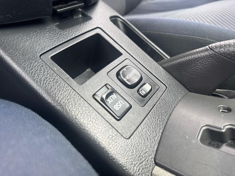 Toyota RAV4 Sport I4 4WD 2012
