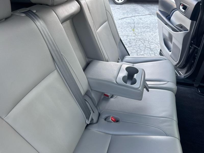 Toyota Highlander XLE AWD V6 2017