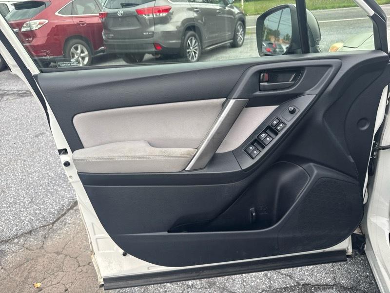 Subaru Forester 2.5i Premium 2015