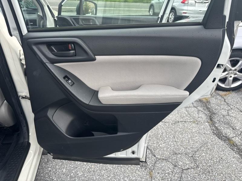 Subaru Forester 2.5i Premium 2015