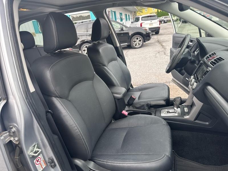 Subaru Forester 2.5i Touring 2016