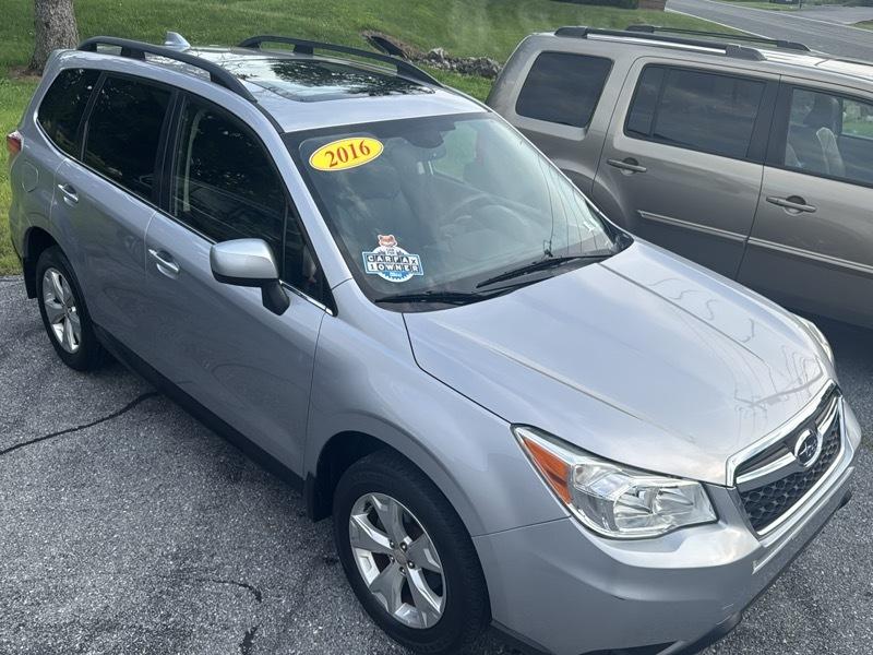 Subaru Forester 2.5i Touring 2016