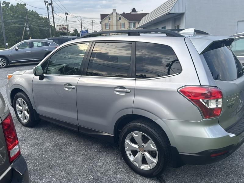 Subaru Forester 2.5i Touring 2016