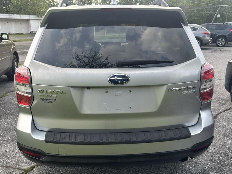 Subaru Forester 2.5i Touring 2016